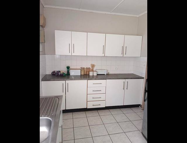 3 BEDROOM PROPERTY TO RENT IN MEER EN SEE